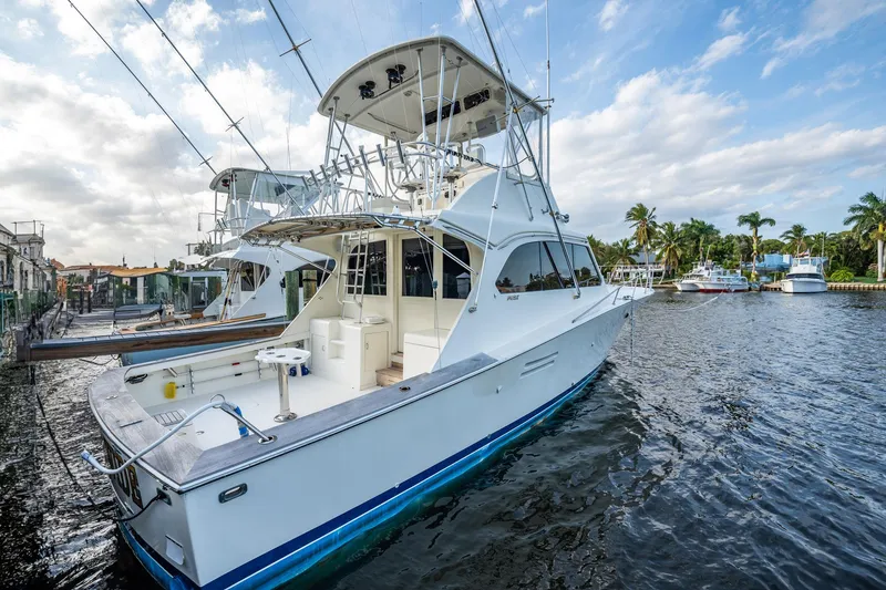 Double Wide Yacht Photos Pics 