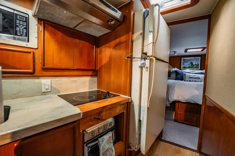 Double Wide Yacht Photos Pics 