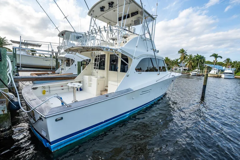 Double Wide Yacht Photos Pics 