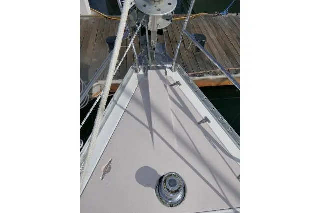 Right Action Yacht Photos Pics Bow of 2008 Catalina 400 MK II sailboat with winch and ropes.
