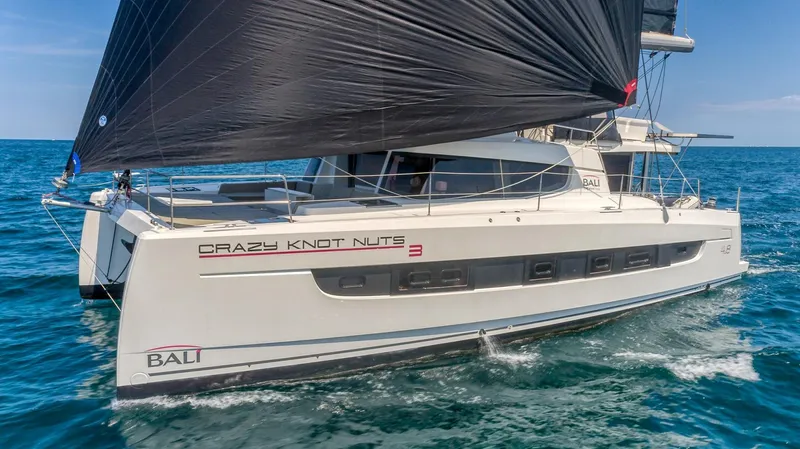 Crazy Knot Nuts Yacht Photos Pics 