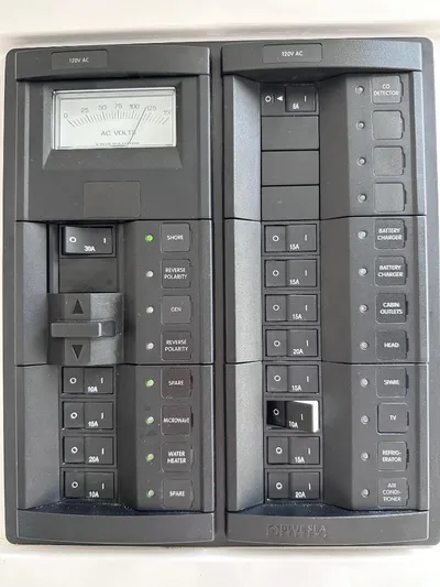 No Name Yacht Photos Pics 2016 Intrepid 375 Walkaround electrical control panel.