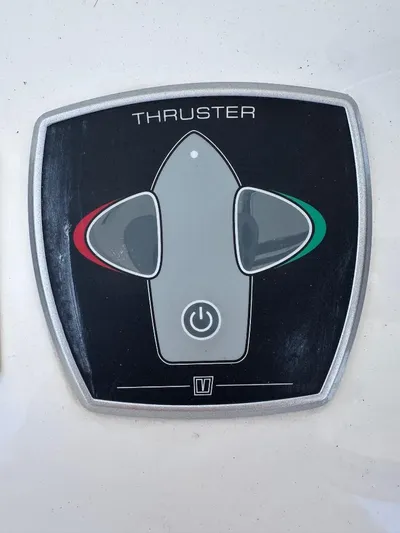 No Name Yacht Photos Pics 2016 Intrepid 375 Walkaround thruster control panel