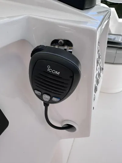 No Name Yacht Photos Pics ICOM radio microphone on a 2016 Intrepid 375 Walkaround boat.