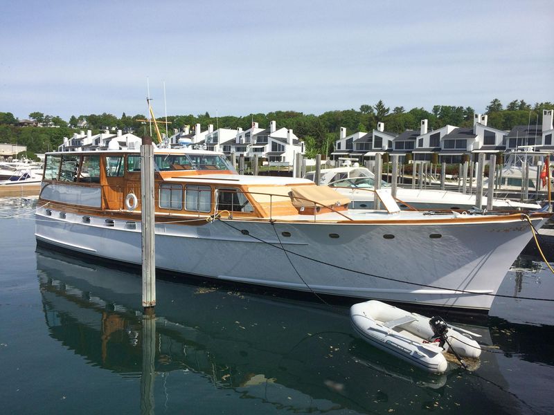 1964 Trumpy Flush Deck Cruiser