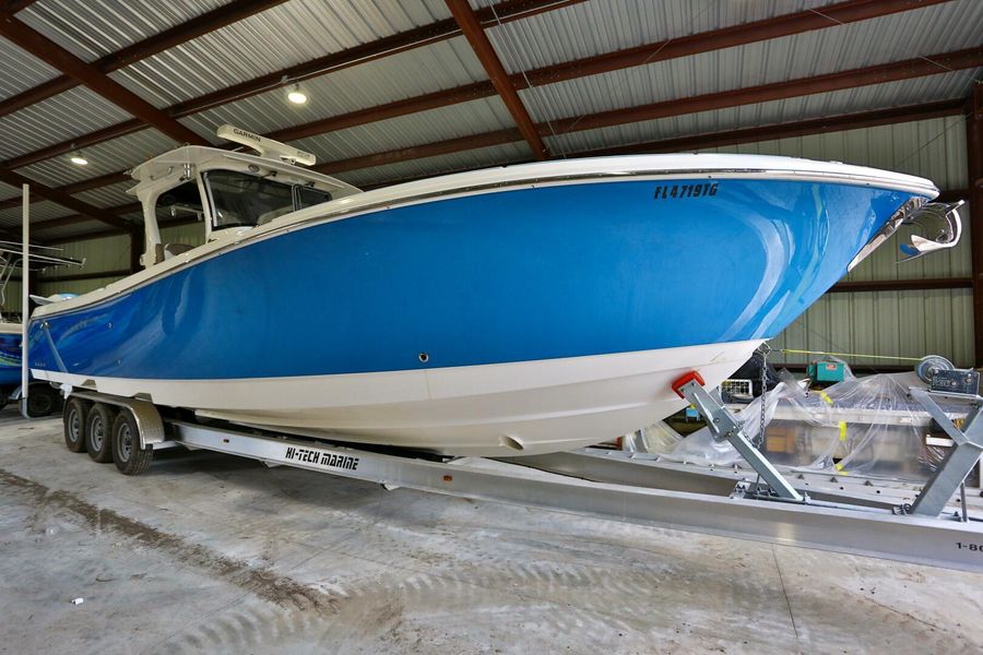 2016 Edgewater 368 center console