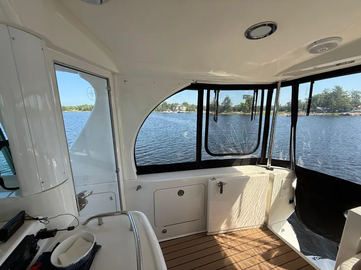 No Estate Yacht Photos Pics 