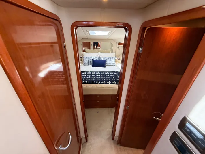 No Estate Yacht Photos Pics 