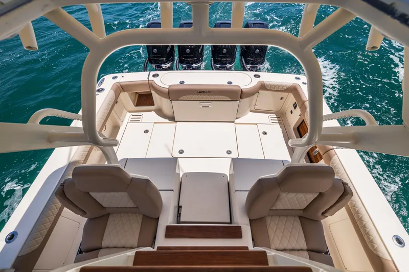  Yacht Photos Pics 2016 SCOUT 420 LXF - Image 32