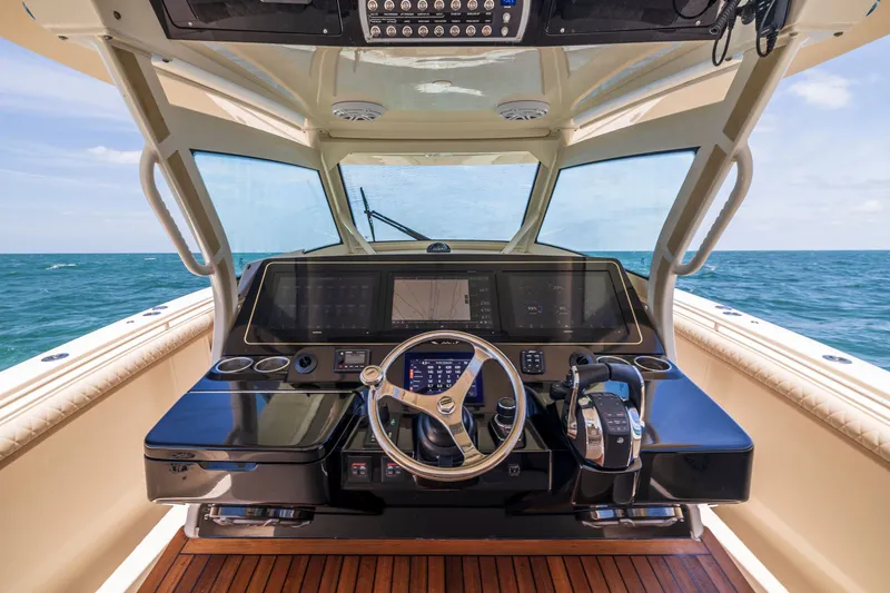  Yacht Photos Pics 2016 SCOUT 420 LXF - Image 24