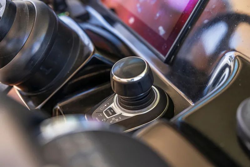  Yacht Photos Pics 2016 SCOUT 420 LXF - Image 26