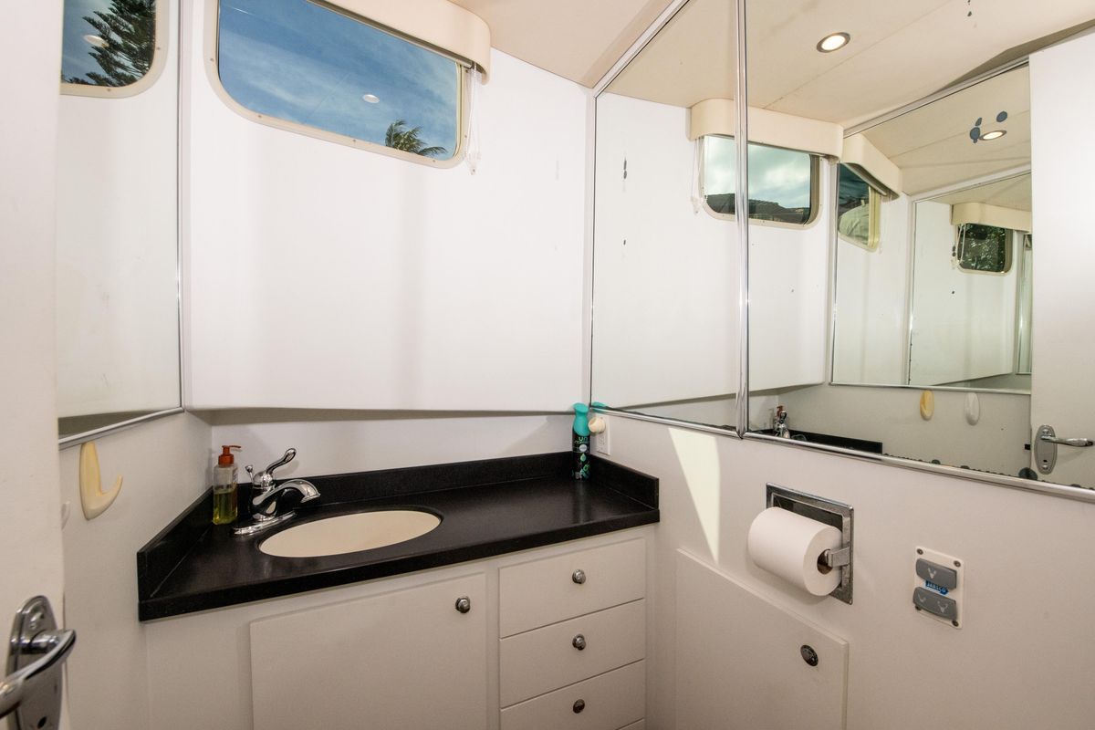 2007 Custom Carolina 58 