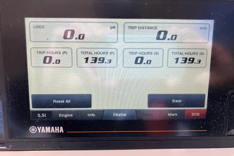  Yacht Photos Pics Yamaha display showing trip and total hours for Grady-White Freedom 307, 2019 model.