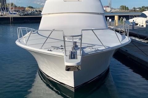 2002 Viking 56 