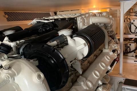 2002 Viking 56 