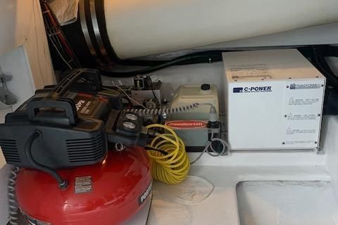 2002 Viking 56 