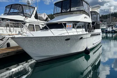 Ocean Alexander AFT Cabin