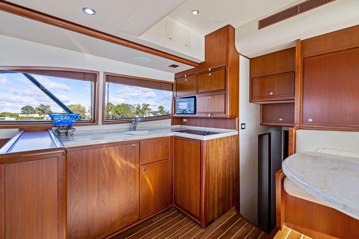 2010 Bertram 45 
