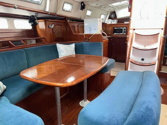 Walkabout Yacht Photos Pics 