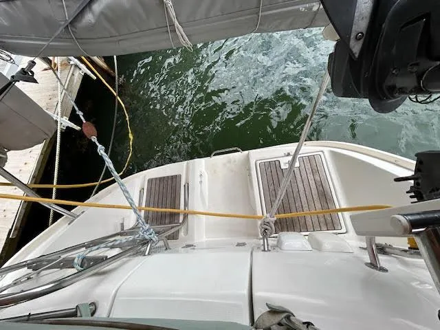 Walkabout Yacht Photos Pics 