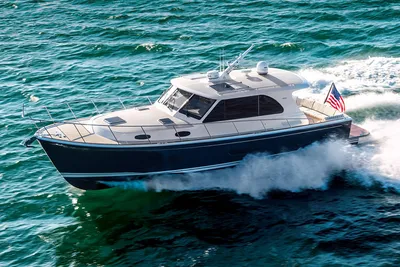Grand Banks Eastbay 44
