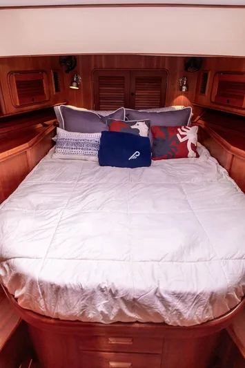 Carol Anne Yacht Photos Pics 