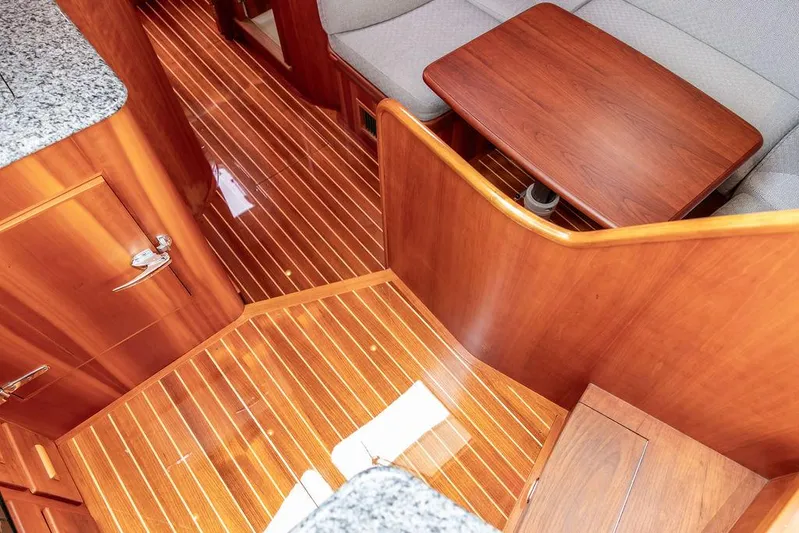 Carol Anne Yacht Photos Pics 