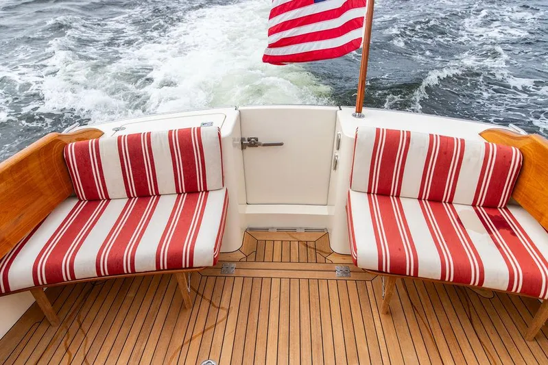 Carol Anne Yacht Photos Pics 