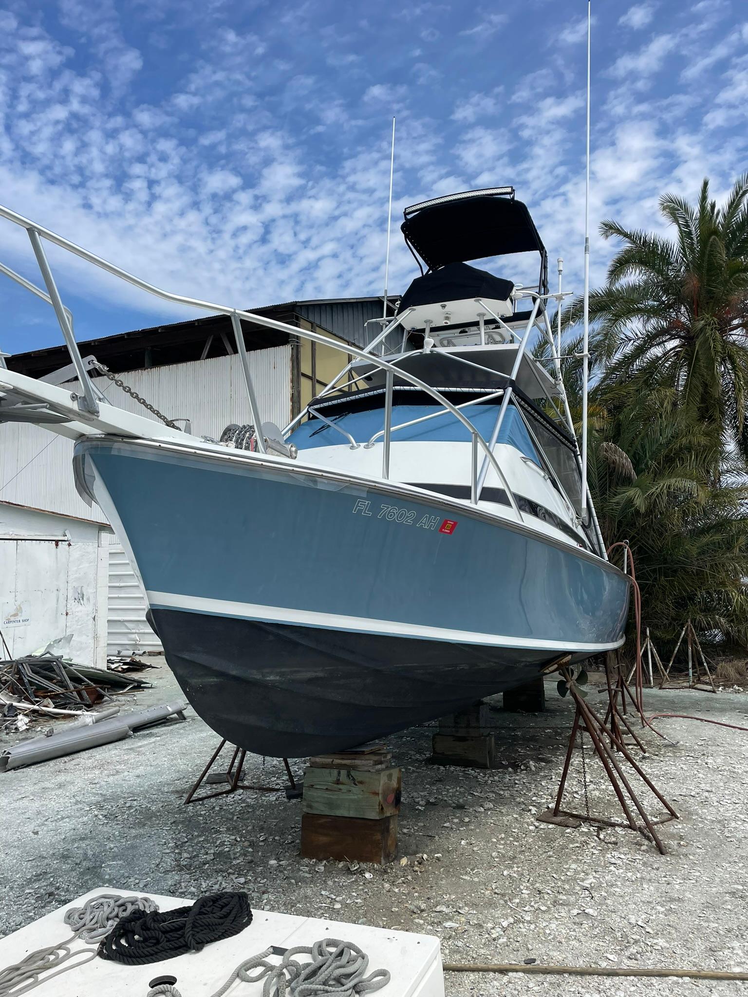 Fiberglass bait cutting table - transom mount? (saw on seacraft