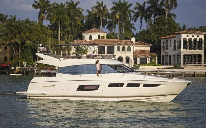  Yacht Photos Pics 2014-PRESTIGE-550-FLY