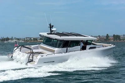 Axopar 45 XC Cross Cabin