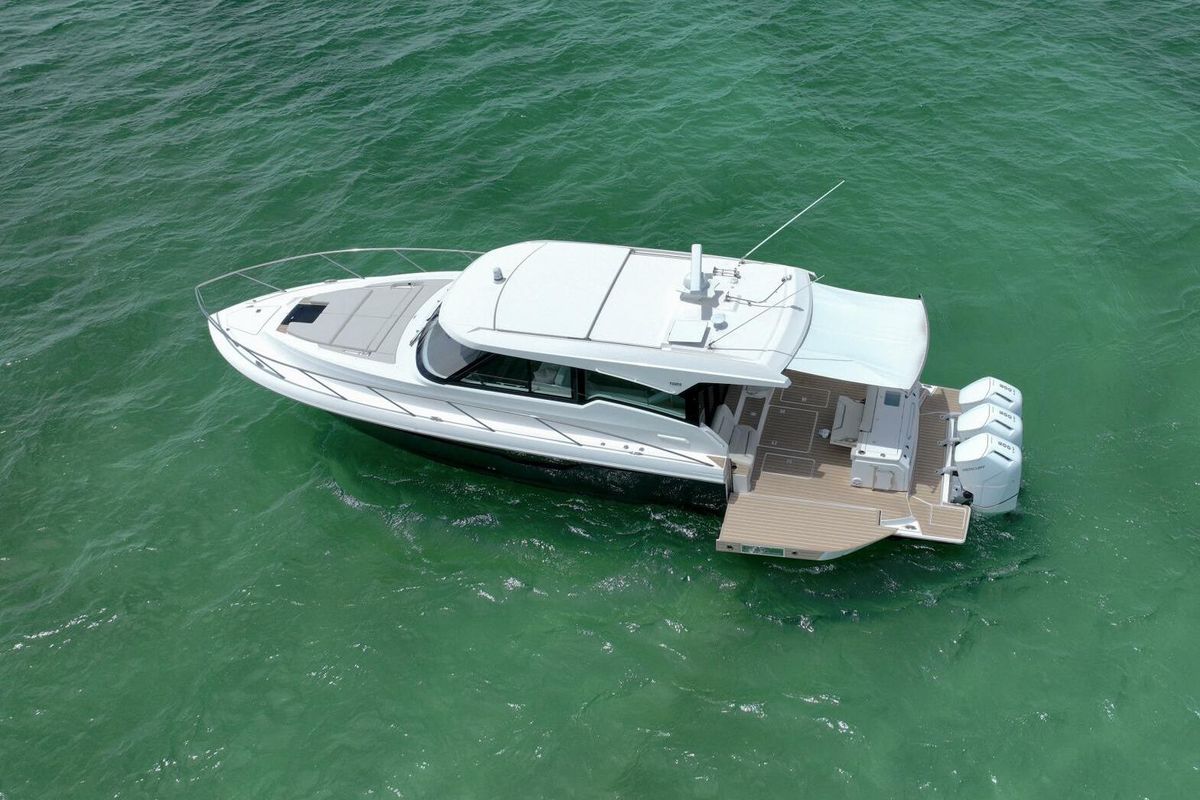 2024 Tiara Yachts 48 