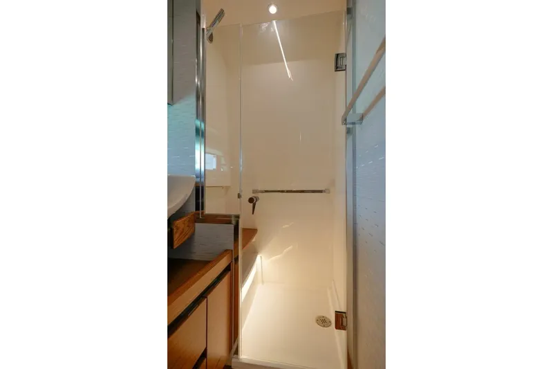 Lady Ogea Yacht Photos Pics 2024 Tiara Yachts 48LE- LADY OGEA- Master Head