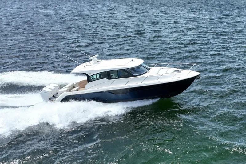 Lady Ogea Yacht Photos Pics 2024 Tiara Yachts 48LE- LADY OGEA- Profile