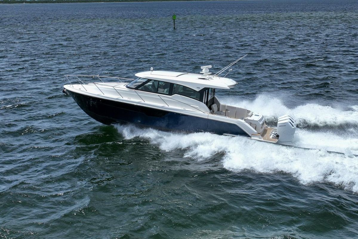 2024 Tiara Yachts 48 