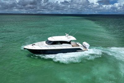Yacht