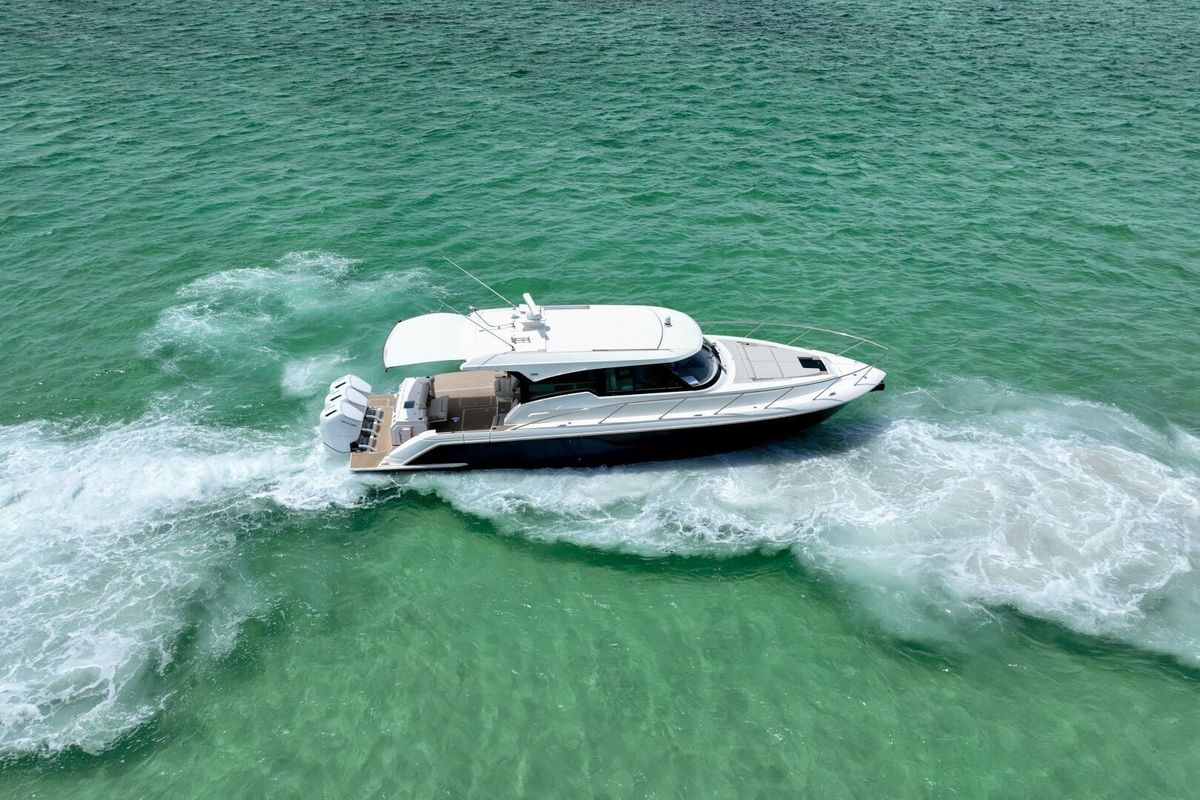 2024 Tiara Yachts 48 