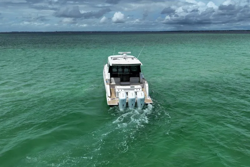 Lady Ogea Yacht Photos Pics 2024 Tiara Yachts 48LE- LADY OGEA- Transom