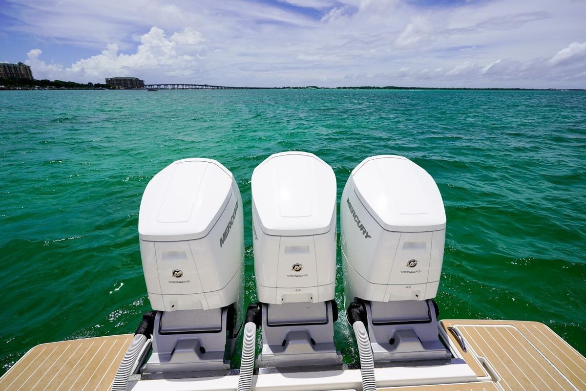 2024 Tiara Yachts 48 