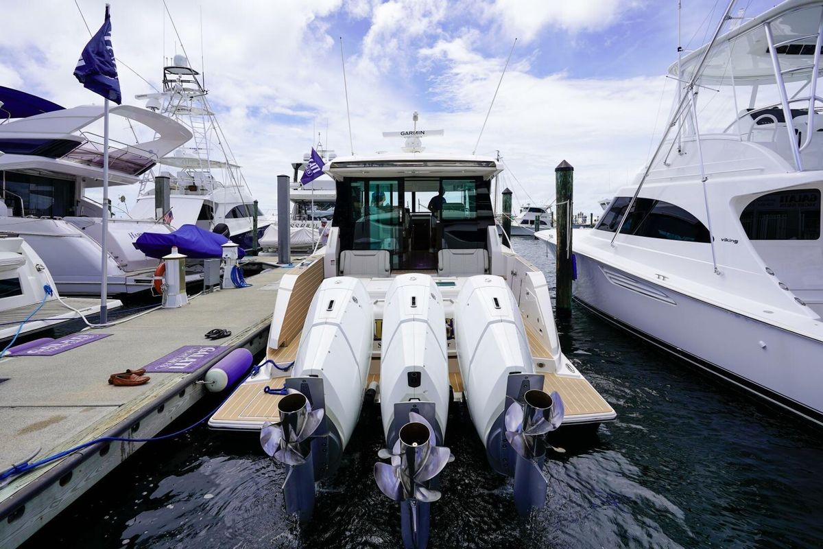 2024 Tiara Yachts 48 