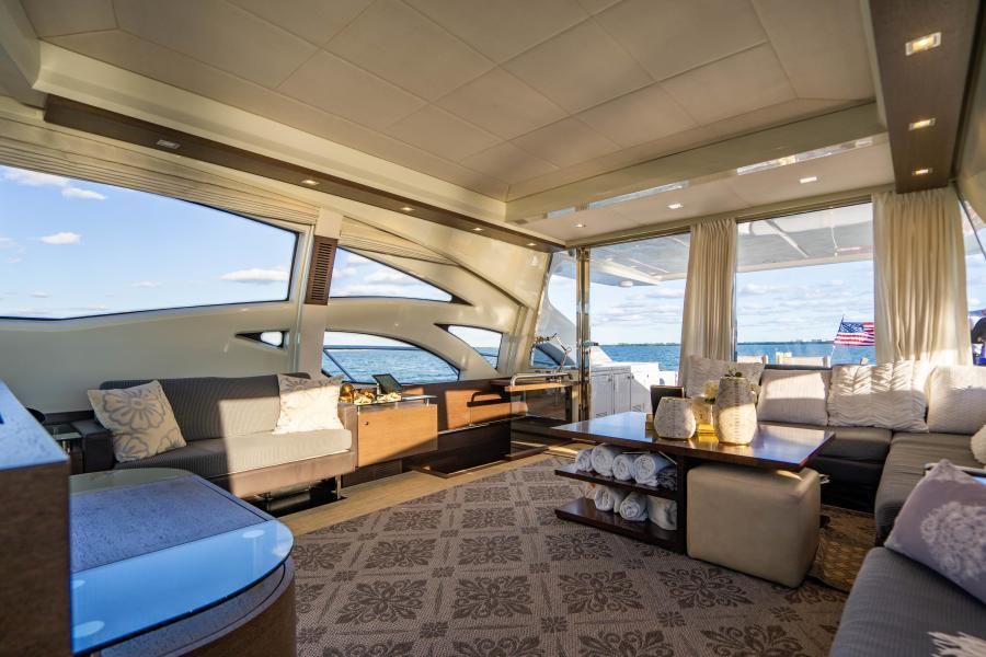 2010 Azimut 86S Express