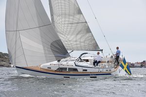 2023 Hallberg-Rassy 34