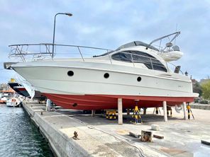 Azimut 39E
