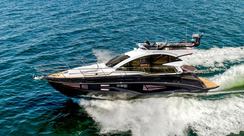 Arriving October 2025 Yacht Photos Pics 