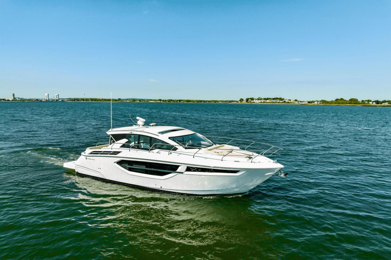 cruisers yachts 42 cantius for sale