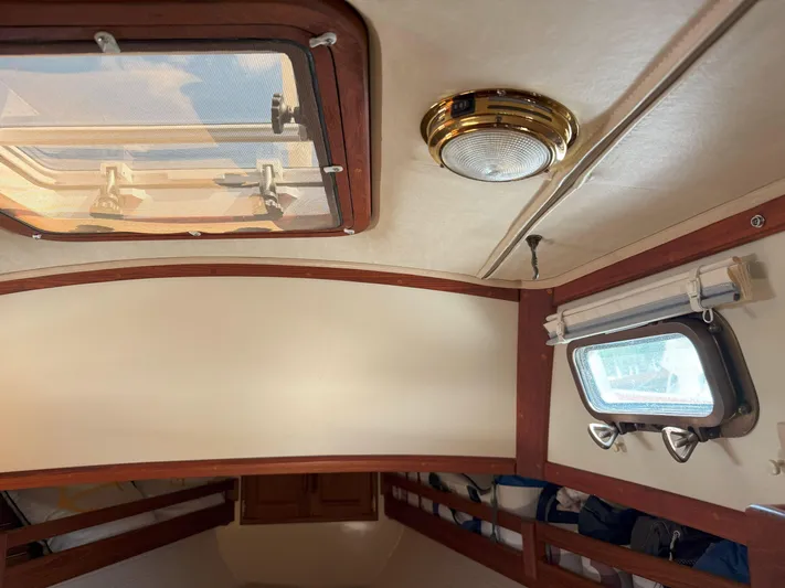 Dalliance Yacht Photos Pics 