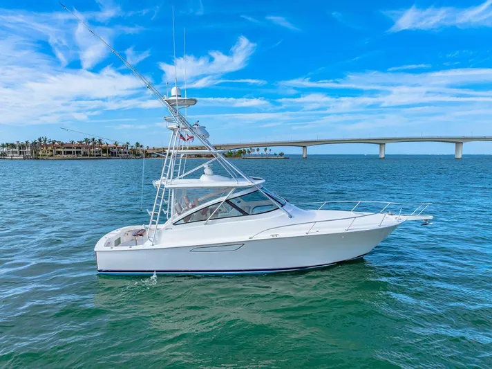 Bad Habit Yacht Photos Pics 