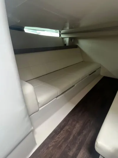  Yacht Photos Pics 2021 Regal 38 Sav - Image 27