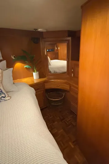 Rendezvous Yacht Photos Pics 