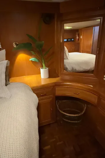 Rendezvous Yacht Photos Pics 